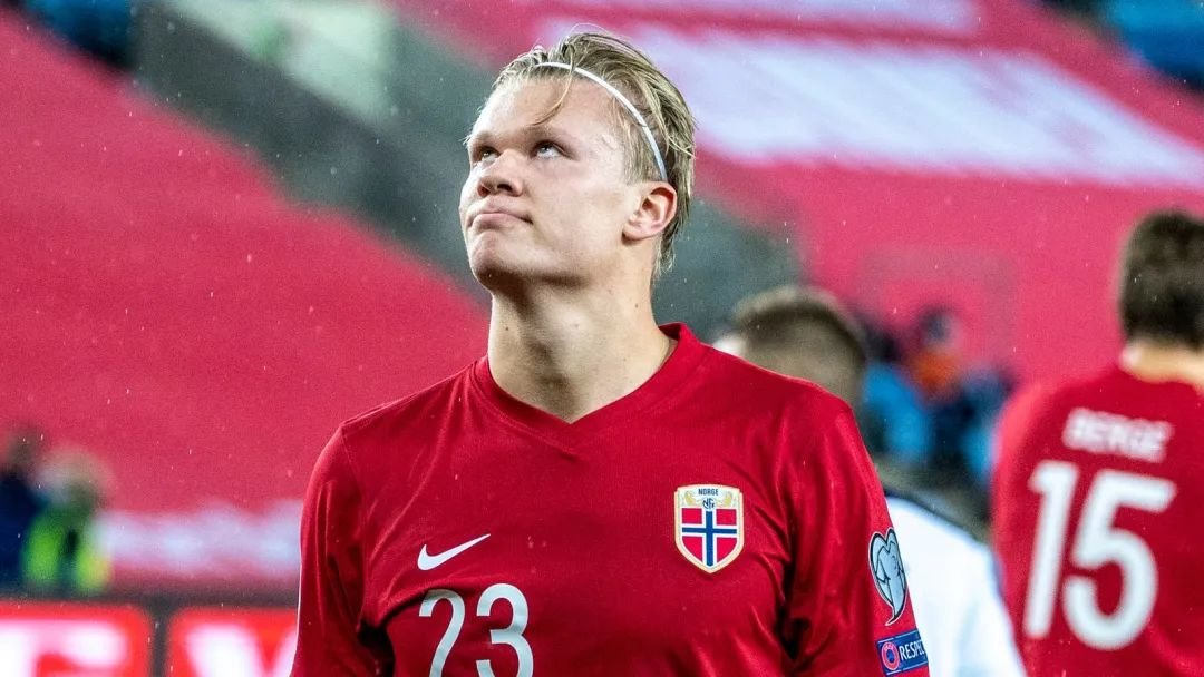 马特拉齐：罗纳尔多是梅西和C罗的结合体，我从不直接防守他